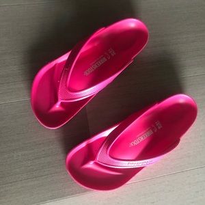 Birkenstock flip floo